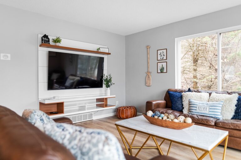 How to Mount a TV in an RV Without Studs – Easy Steps